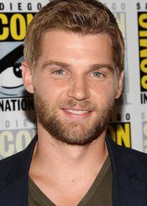 Mike Vogel