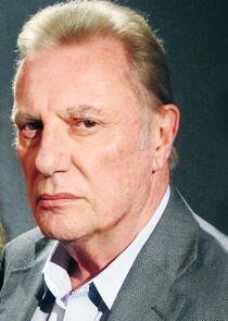 Paul Darrow