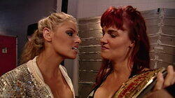 Trish Stratus vs. Lita